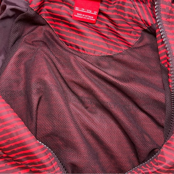 Nike Full Zip High Neck Hooded Windbreaker Jacket Red Womens XS - Picture 6 of 8